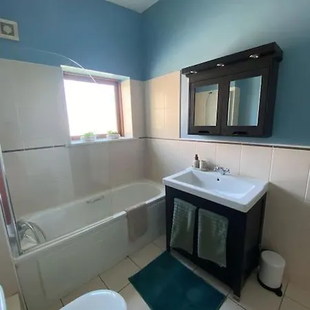Prime Location! Modern Apt * Dublin